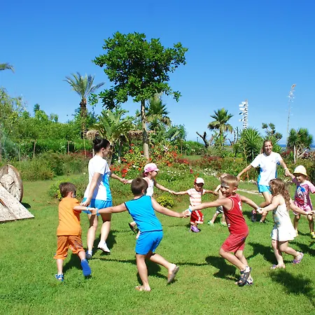 Zena فندق كمر