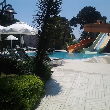 Zena Hotell 5*