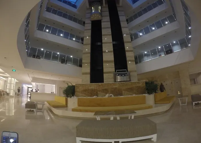 Zena Hotel 5*